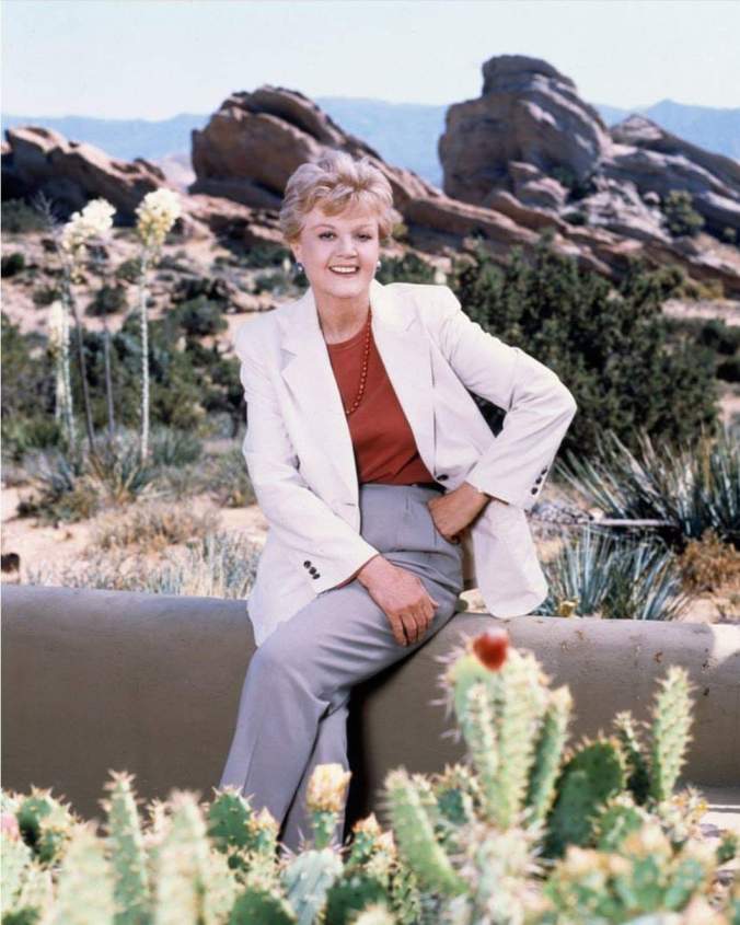 Angela Lansbury From: https://m.facebook.com/AdmirerofAngela/